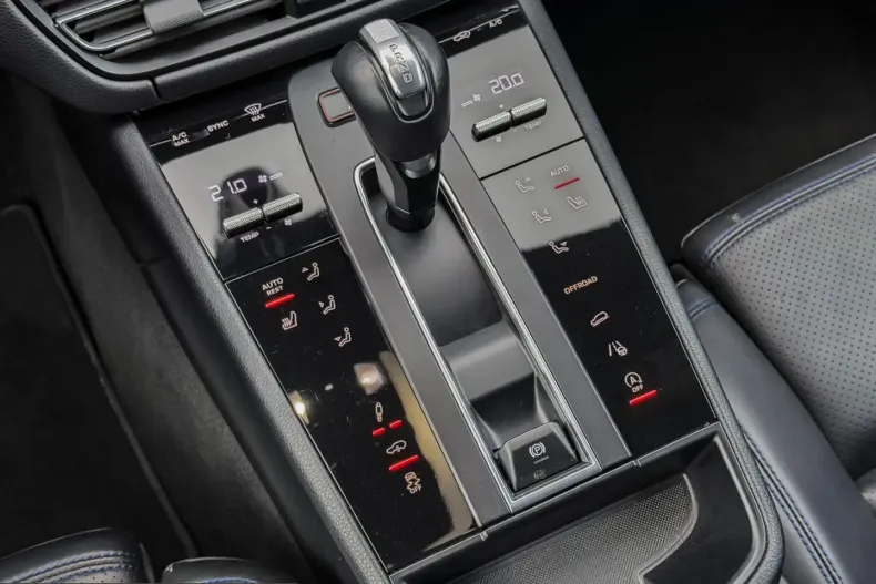 Porsche Macan din 2023 cu 24.000 km - oferta POR203311 - foto 22