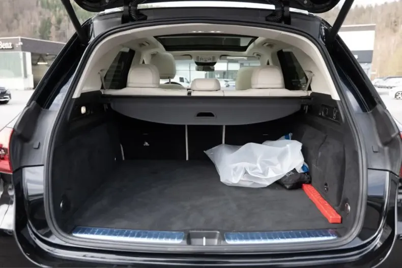 Mercedes-Benz GLE 400 (Clasa GLE) din 2024 cu 33.542 km - oferta MER203312 - foto 6