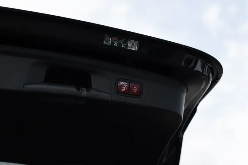 Mercedes-Benz GLE 400 (Clasa GLE) din 2024 cu 33.542 km - oferta MER203312 - foto 7