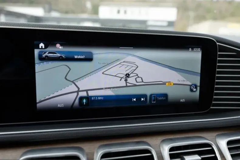 Mercedes-Benz GLE 400 (Clasa GLE) din 2024 cu 33.542 km - oferta MER203312 - foto 10