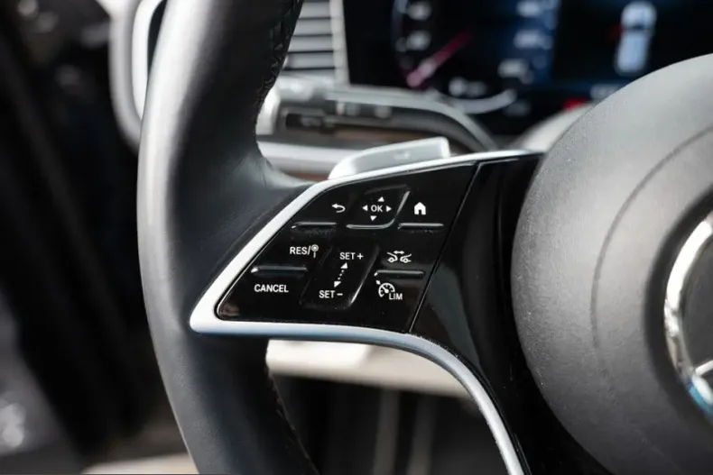 Mercedes-Benz GLE 400 (Clasa GLE) din 2024 cu 33.542 km - oferta MER203312 - foto 18