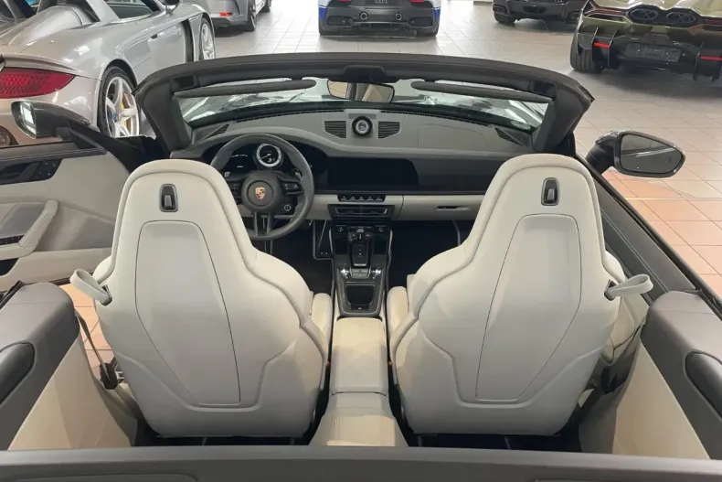 Porsche 992 din 2023 cu 30.431 km - oferta POR203318 - foto 2