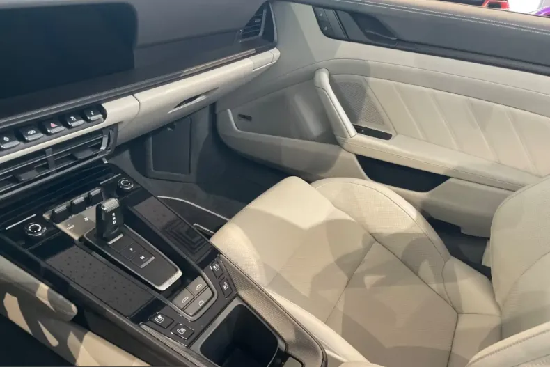 Porsche 992 din 2023 cu 30.431 km - oferta POR203318 - foto 9