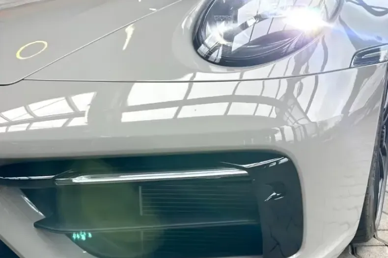 Porsche 992 din 2023 cu 200 km - oferta POR203319 - foto 2