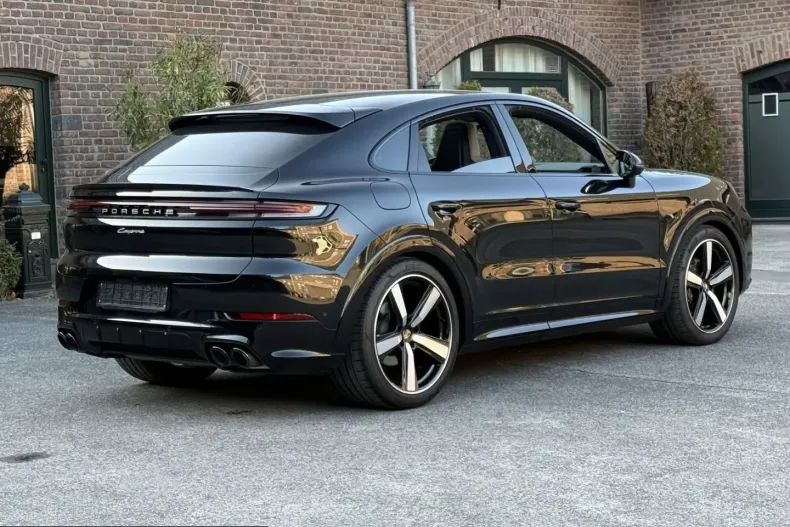 Porsche Cayenne din 2025 cu 11.000 km - oferta POR203323 - foto 18