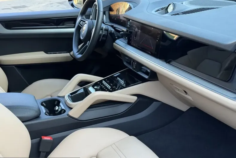 Porsche Cayenne din 2025 cu 11.000 km - oferta POR203323 - foto 19