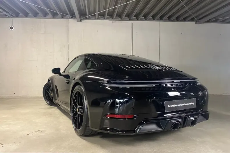 Porsche 992 din 2026 cu 7.900 km - oferta POR203324 - foto 3