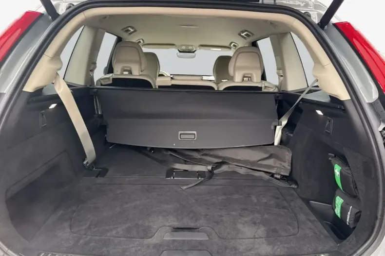 Volvo XC90 din 2023 cu 26.974 km - oferta VOL203325 - foto 8