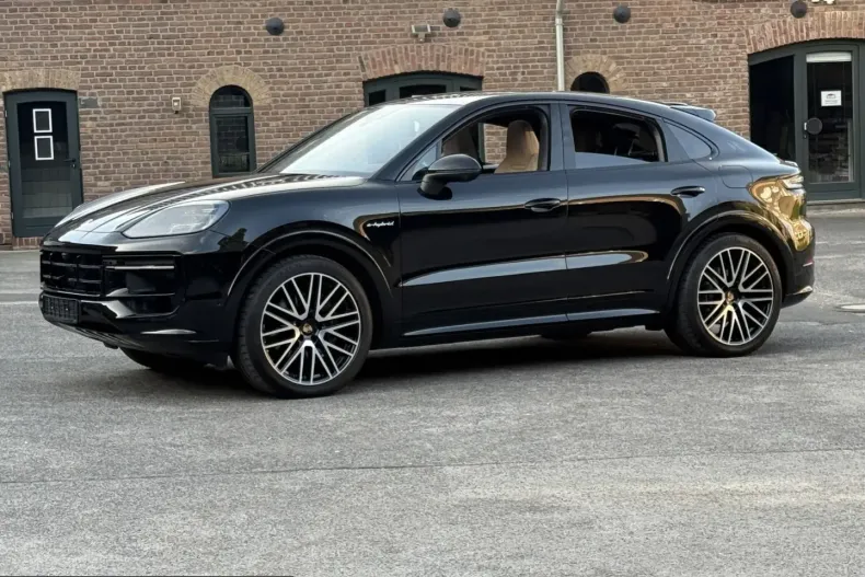 Porsche Cayenne din 2025 cu 15.300 km - oferta POR203326 - foto 11