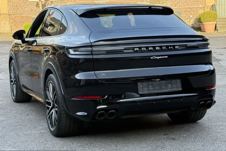 Porsche Cayenne din 2025 cu 15.300 km - oferta POR203326 - foto 23