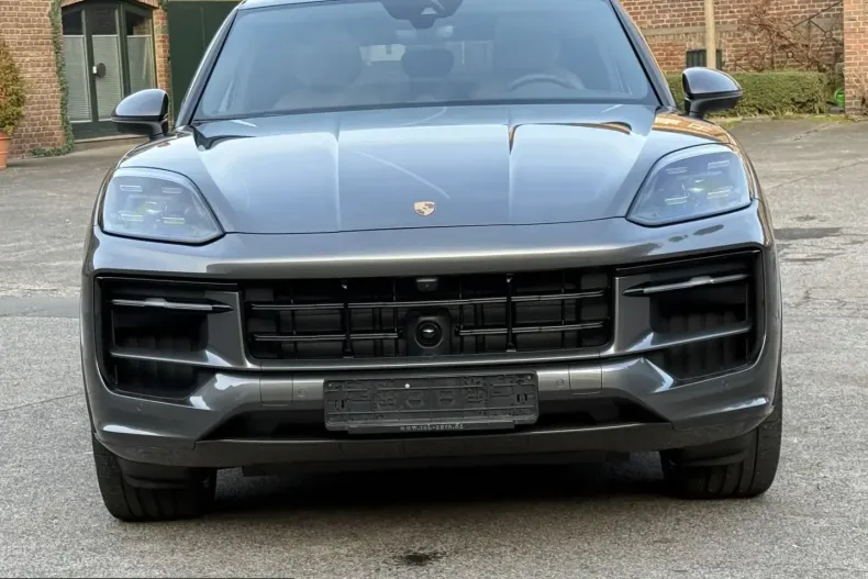 Porsche Cayenne din 2025 cu 9.700 km - oferta POR203327 - foto 5