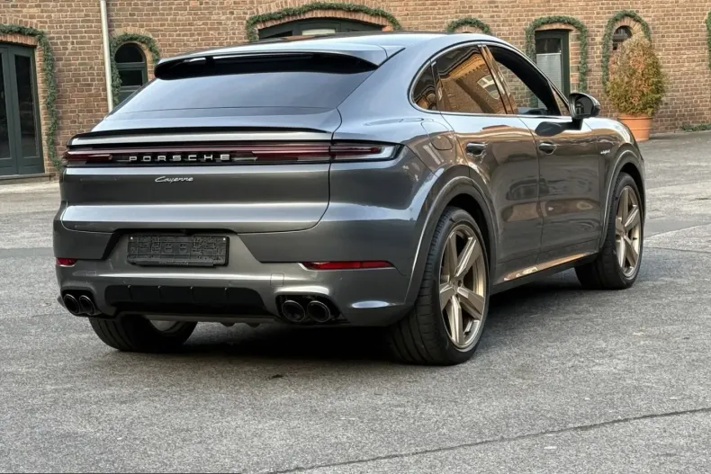 Porsche Cayenne din 2025 cu 9.700 km - oferta POR203327 - foto 19