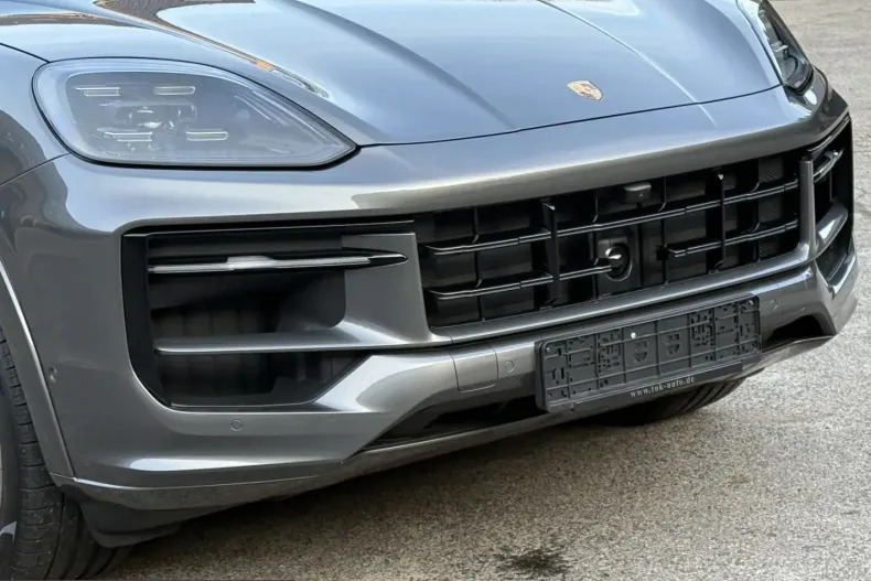 Porsche Cayenne din 2025 cu 9.700 km - oferta POR203327 - foto 27