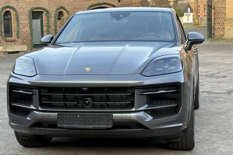 Porsche Cayenne din 2025 cu 9.700 km - oferta POR203327 - foto 30