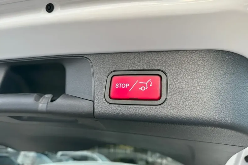 Mercedes-Benz GLB 220 (Clasa GLB) din 2023 cu 77.400 km - oferta MER203328 - foto 28