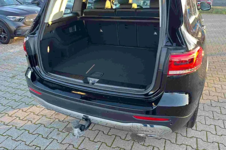 Mercedes-Benz GLB 220 (Clasa GLB) din 2023 cu 73.043 km - oferta MER203329 - foto 6