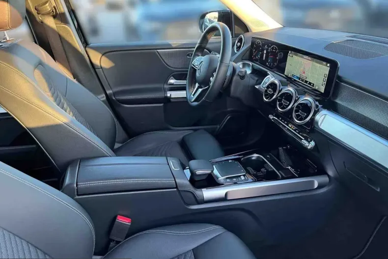 Mercedes-Benz GLB 220 (Clasa GLB) din 2023 cu 73.043 km - oferta MER203329 - foto 9