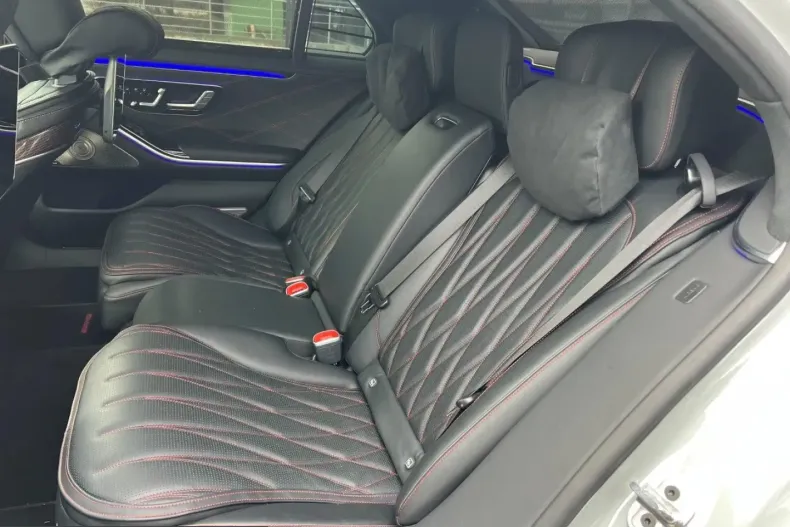 Mercedes-Benz S 63 AMG (Clasa S) din 2024 cu 25.300 km - oferta MER203333 - foto 9