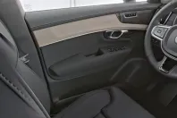 Volvo XC90 din 2025 cu 24.542 km - oferta VOL203334 - foto 12