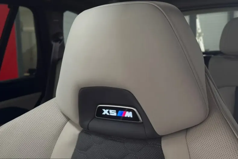 BMW X5 M (Seria X) din 2024 cu 17.500 km - oferta BMW203335 - foto 23