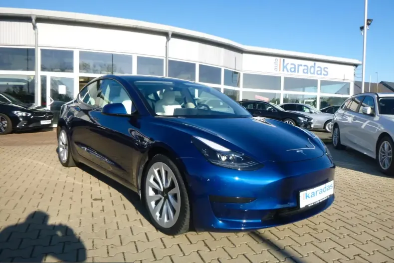 Tesla Model 3 din 2022 cu 64.150 km - oferta TES203338 - foto 3