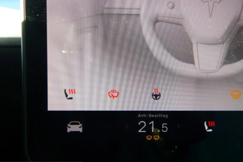 Tesla Model 3 din 2022 cu 64.150 km - oferta TES203338 - foto 17