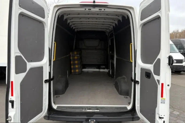 Volkswagen Crafter din 2024 cu 49.512 km - oferta VOL203339 - foto 7