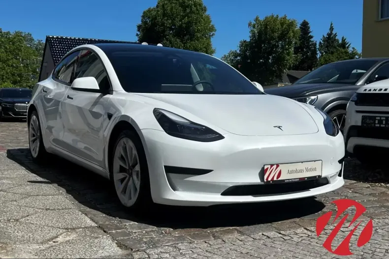 Tesla Model 3 din 2022 cu 32.400 km - oferta TES203341 - foto 3