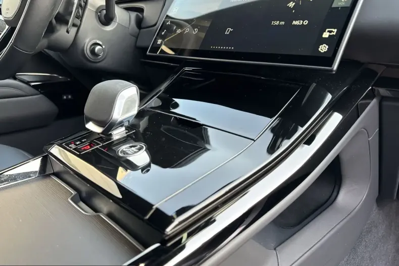 Land Rover Range Rover Sport din 2025 cu 20.650 km - oferta LAN203344 - foto 12