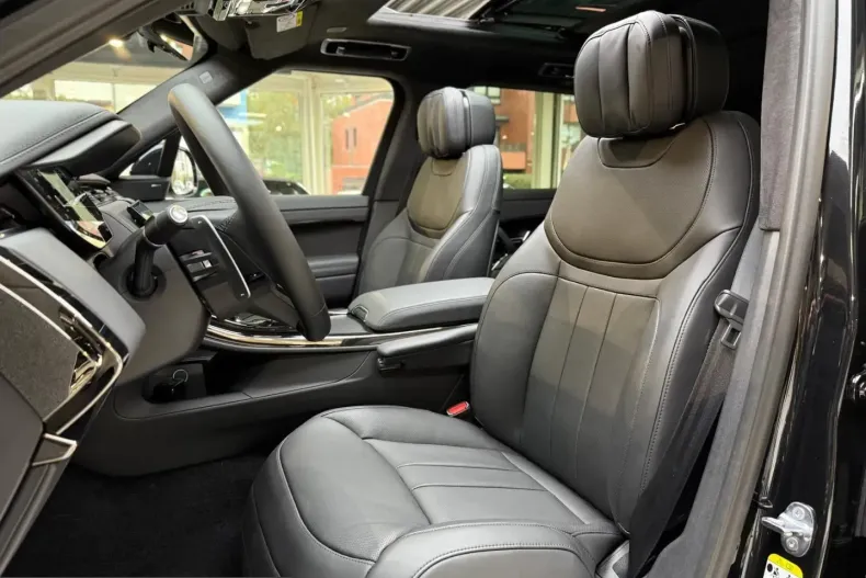 Land Rover Range Rover Sport din 2024 cu 2.800 km - oferta LAN203346 - foto 12