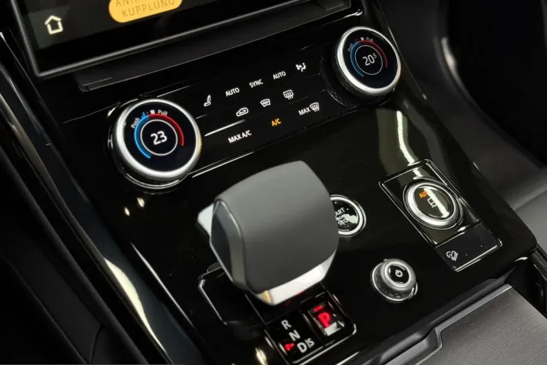 Land Rover Range Rover Sport din 2024 cu 2.800 km - oferta LAN203346 - foto 20