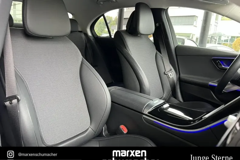 Mercedes-Benz C 300 (Clasa C) din 2022 cu 36.060 km - oferta MER203347 - foto 21