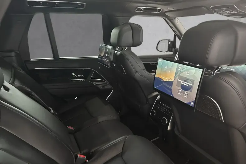 Land Rover Range Rover din 2025 cu 16.200 km - oferta LAN203349 - foto 7