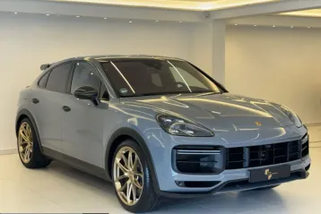 Porsche Cayenne din 2022 - oferta POR203351