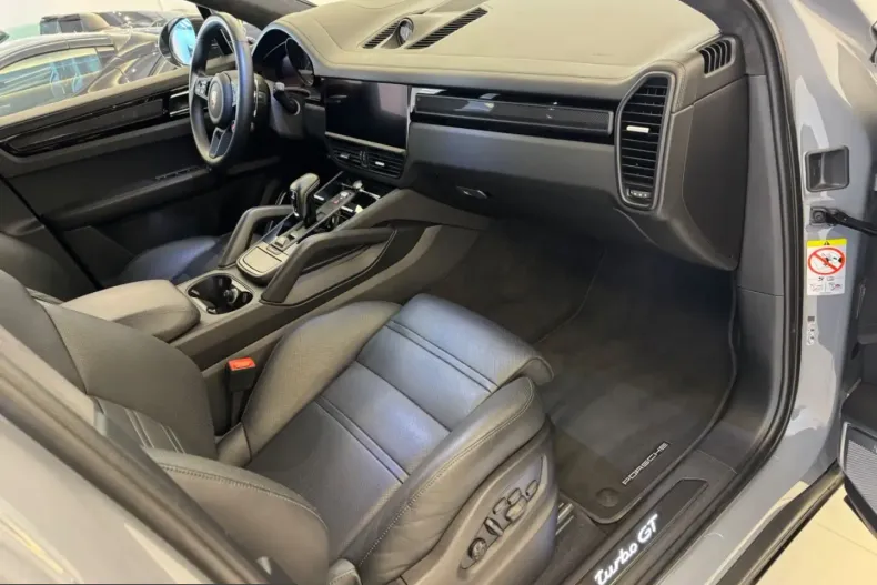 Porsche Cayenne din 2022 cu 44.728 km - oferta POR203351 - foto 10