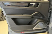 Porsche Cayenne din 2022 cu 44.728 km - oferta POR203351 - foto 11