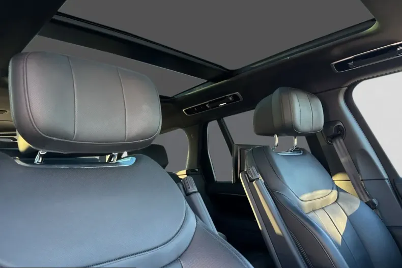 Land Rover Range Rover din 2025 cu 19.948 km - oferta LAN203353 - foto 9