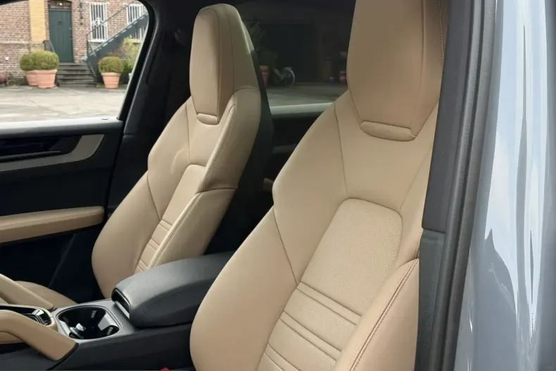 Porsche Cayenne din 2025 cu 14.980 km - oferta POR203354 - foto 5