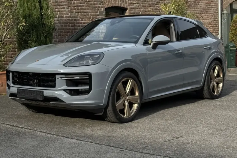 Porsche Cayenne din 2025 cu 14.980 km - oferta POR203354 - foto 12