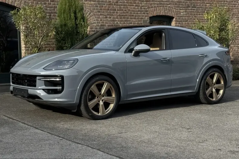 Porsche Cayenne din 2025 cu 14.980 km - oferta POR203354 - foto 19