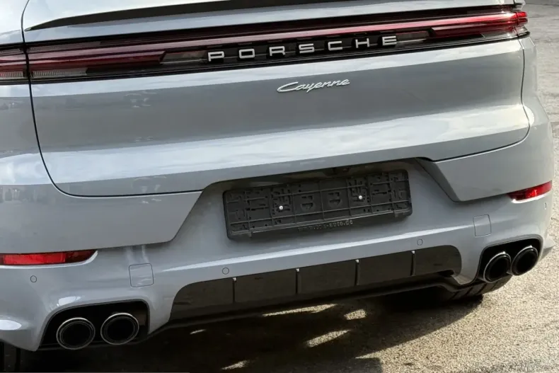 Porsche Cayenne din 2025 cu 14.980 km - oferta POR203354 - foto 27