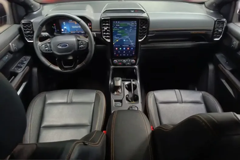 Ford Ranger din 2025 cu 10.650 km - oferta FOR203356 - foto 6