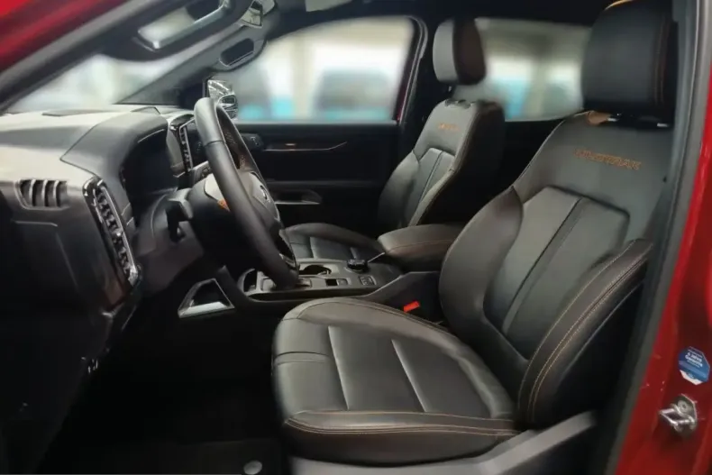 Ford Ranger din 2025 cu 10.650 km - oferta FOR203356 - foto 8