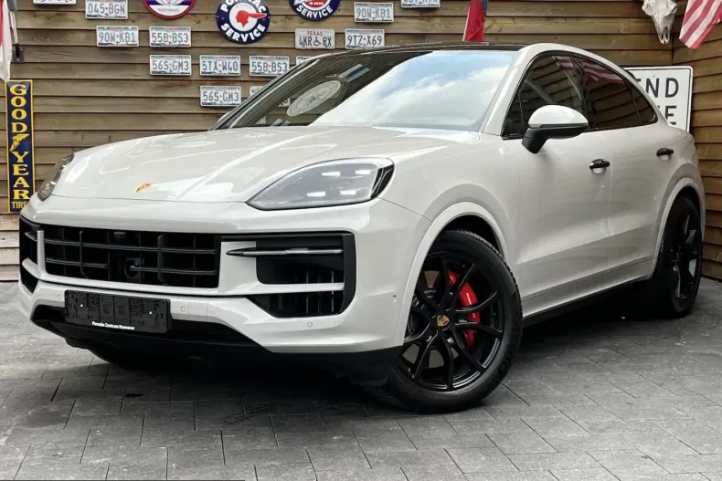 Porsche Cayenne din 2025 cu 14.784 km - oferta POR203357 - foto 1