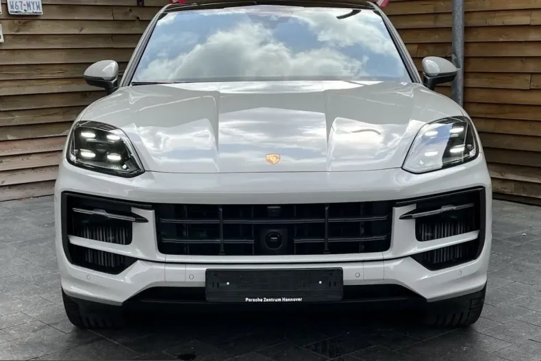 Porsche Cayenne din 2025 cu 14.784 km - oferta POR203357 - foto 2