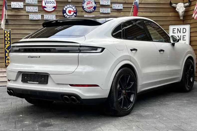 Porsche Cayenne din 2025 cu 14.784 km - oferta POR203357 - foto 13