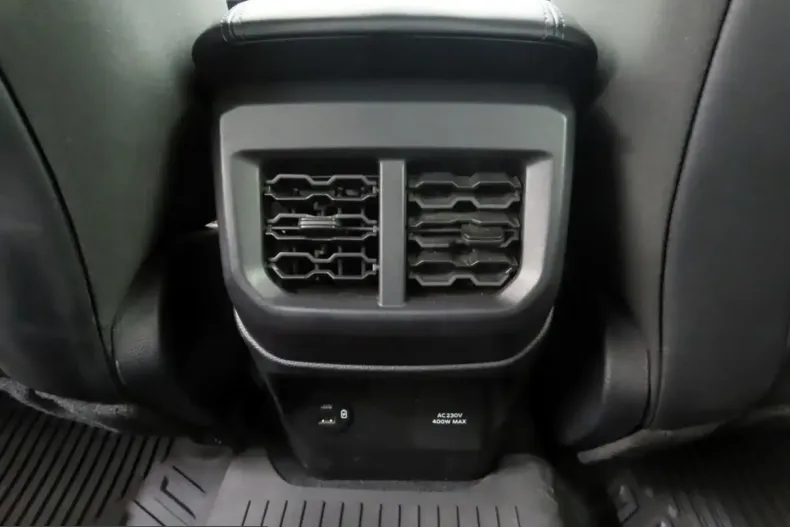 Ford Ranger din 2023 cu 30.276 km - oferta FOR203360 - foto 40