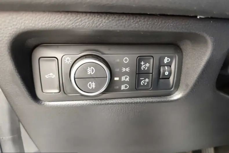 Ford Ranger din 2023 cu 30.672 km - oferta FOR203362 - foto 13