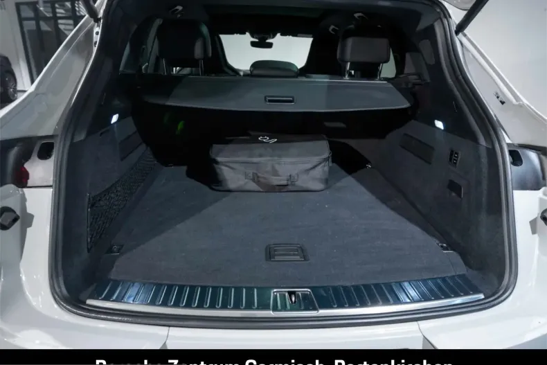 Porsche Cayenne din 2024 cu 22.450 km - oferta POR203365 - foto 12