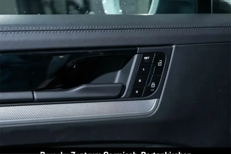 Porsche Cayenne din 2024 cu 22.450 km - oferta POR203365 - foto 26